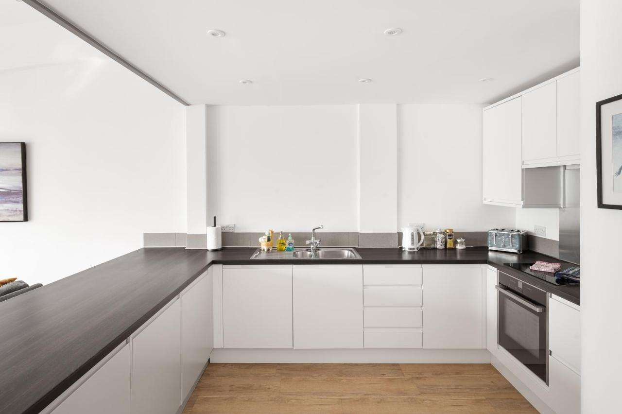 Lancing Beach Apartment. Exterior foto